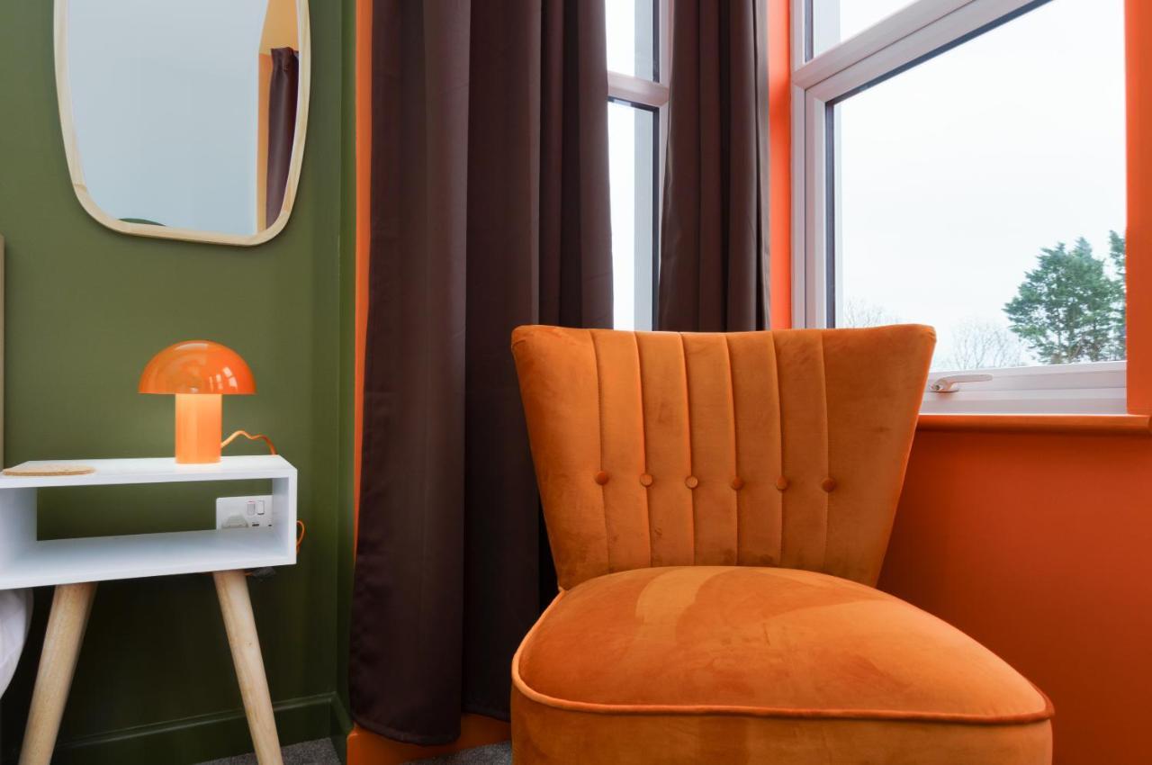 Apartment Two - Private Car Park, Comfortable And Well Equipped - By Ocean City Retreats Plymouth Exterior foto